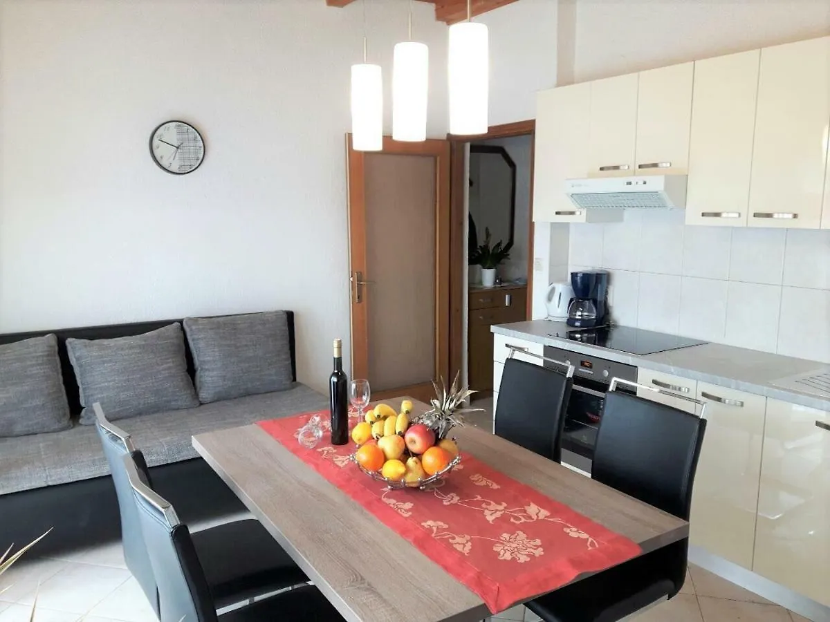 Apartments Angela Kampor